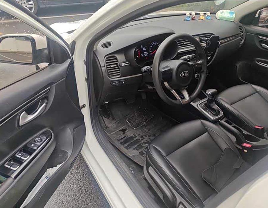Berline Kia K2 2017, 1,4 L AT, 15e anniversaire, édition spéciale GLS (40 à 100 km)