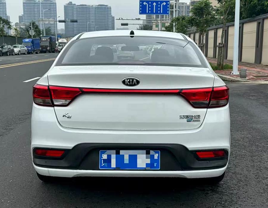 Kia K2 2019 Berline 1,4 L AT 15e anniversaire édition spéciale GLS China VI (100 000 km)