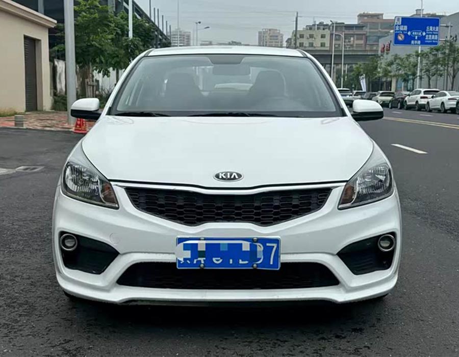 Kia K2 2019 Berline 1,4 L AT 15e anniversaire édition spéciale GLS China VI (100 000 km)