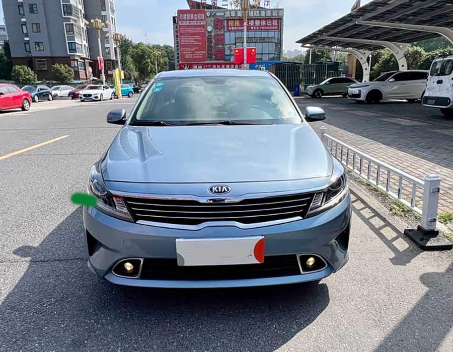 Kia Forte 2018, boîte automatique de 1,6 L, luxe et confort (56 000 km)