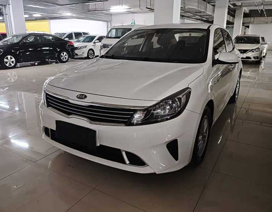 Kia Forte 2019 1,6 L Automatic Style Edition China VI (17800 km)