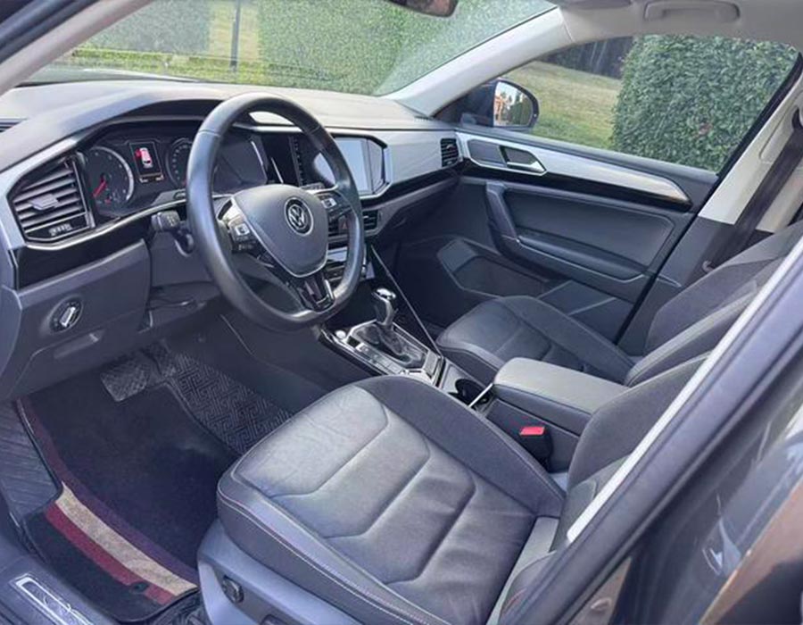 Volkswagen Tiguan 2021 330TSI, 2 roues motrices, édition Luxury Connect, noir (50121 km)
