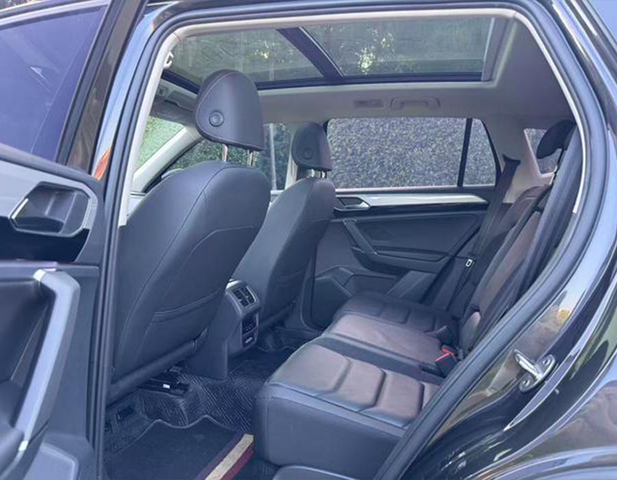 Volkswagen Tiguan 2021 330TSI, 2 roues motrices, édition Luxury Connect, noir (50121 km)