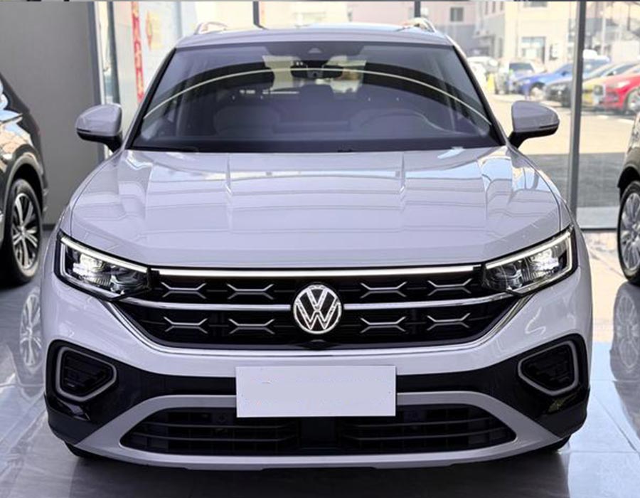 Volkswagen Tiguan 2024 300TSI 2WD Luxury Plus Édition Avancée à 2 roues motrices, blanc (8412 km)