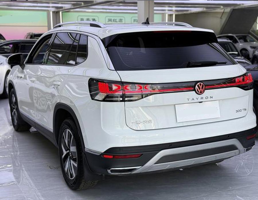 Volkswagen Tiguan 2024 300TSI 2WD Luxury Plus Édition Avancée à 2 roues motrices, blanc (8412 km)