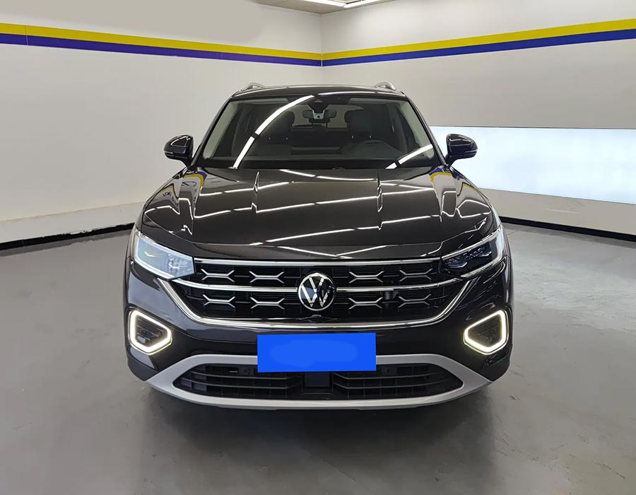 Volkswagen Tiguan 2024 300TSI 2WD Luxury Plus Édition Avancée à 2 roues motrices, noir (19241 km)