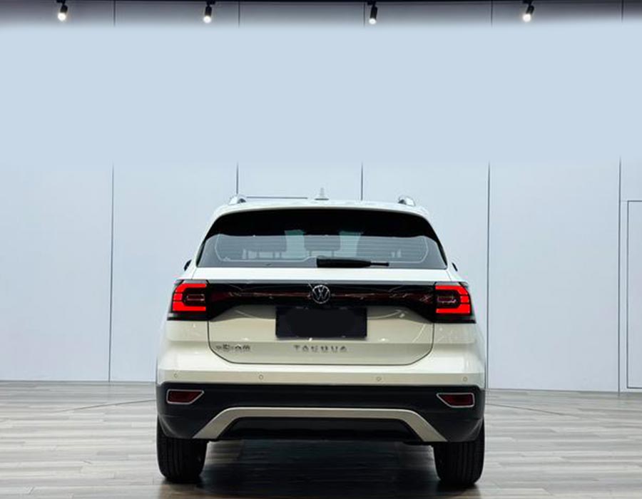 Volkswagen T-Cross 2021 1,5 L Automatic Connect Edition blanche (16211 km)