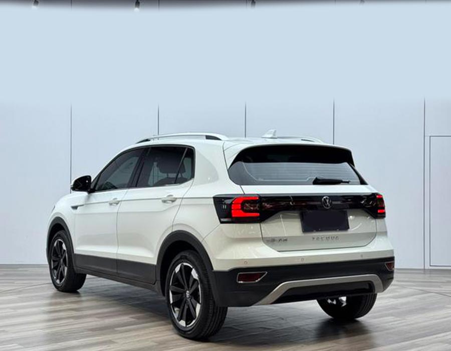 Volkswagen T-Cross 2021 1,5 L Automatic Connect Edition blanche (16211 km)