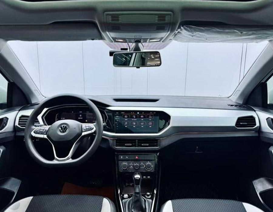 Volkswagen T-Cross 2021 1,5 L Automatic Connect Edition blanche (16211 km)