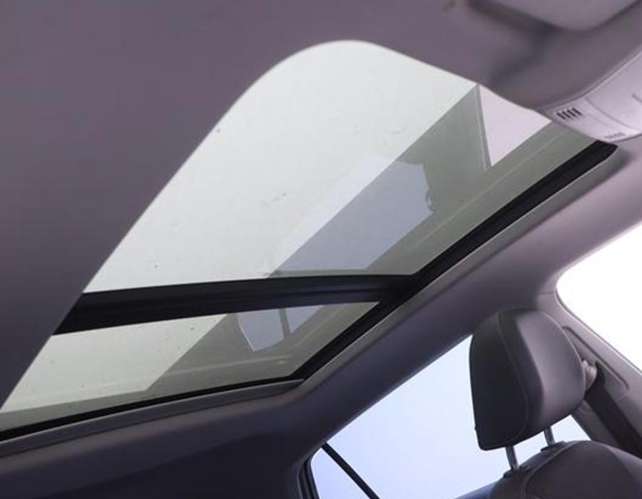 Volkswagen T-Cross 2023 200TSI Édition DSG Connect, blanc (72443 km)