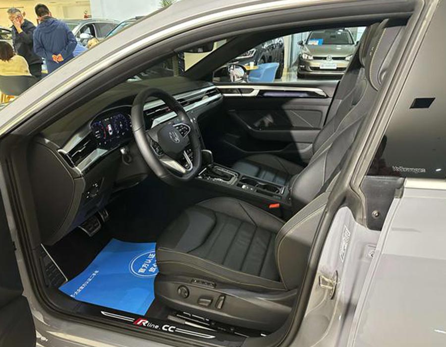 Volkswagen CC 2024, année modèle 380TSI, édition partagée accrocheuse (12121 km)
