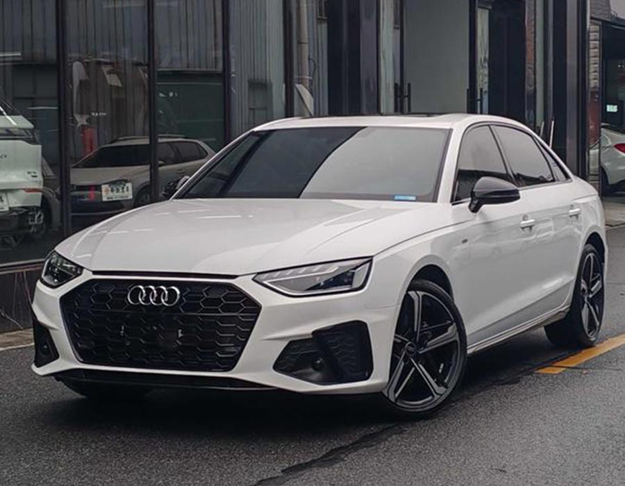 Audi A4L 2024 40 TFSI de luxe, style sportif, blanc (15177 km)