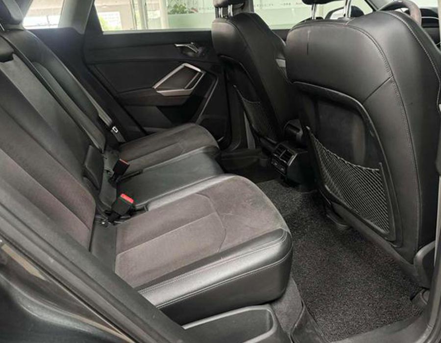 Audi Q3 2019 3.5 TFSI Sportline gris (62177 km)