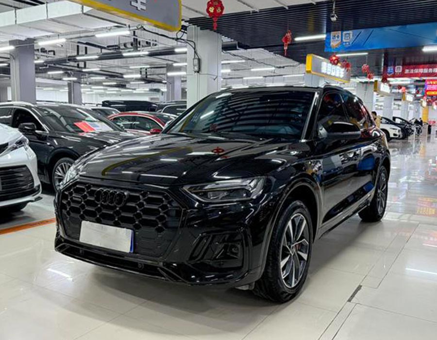 Audi Q5L 2024 40TFSI Luxury Dynamic Edition noire (9124 km)