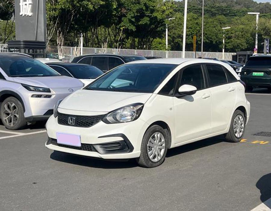 Honda Fit 2023 1,5 L CVT édition Trend blanche (7347 km)