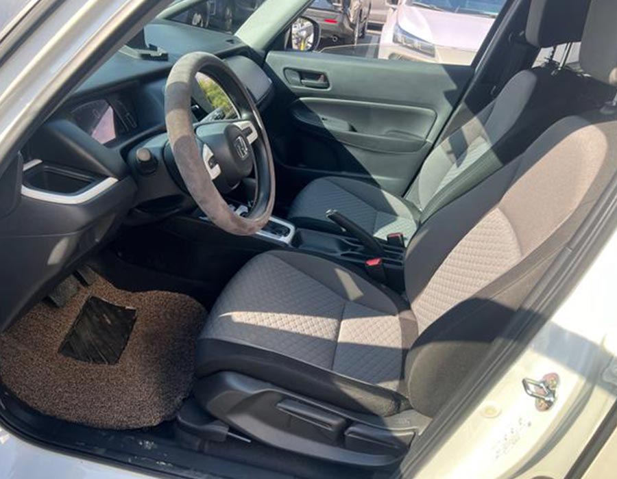 Honda Fit 2023 1,5 L CVT édition Trend blanche (7347 km)