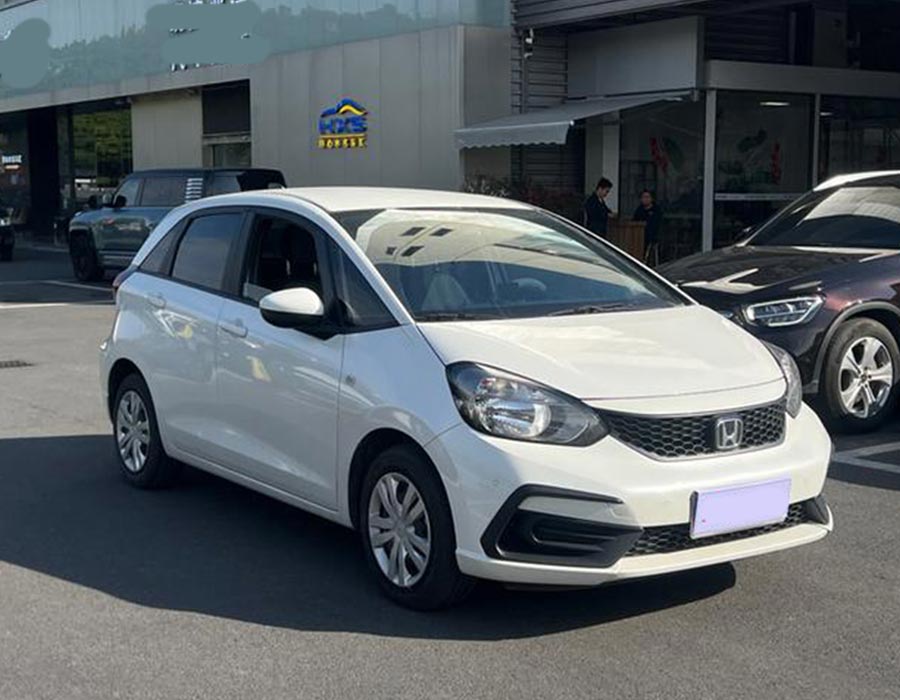 Honda Fit 2023 1,5 L CVT édition Trend blanche (7347 km)