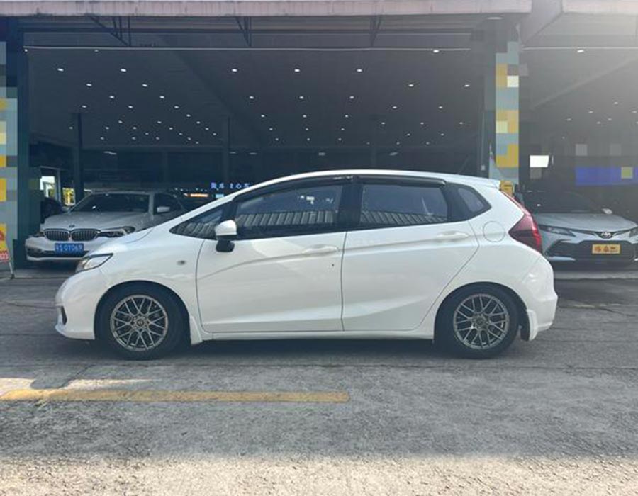 Honda Fit 2018 1,5 L CVT Comfort Edition blanche (47365 km)