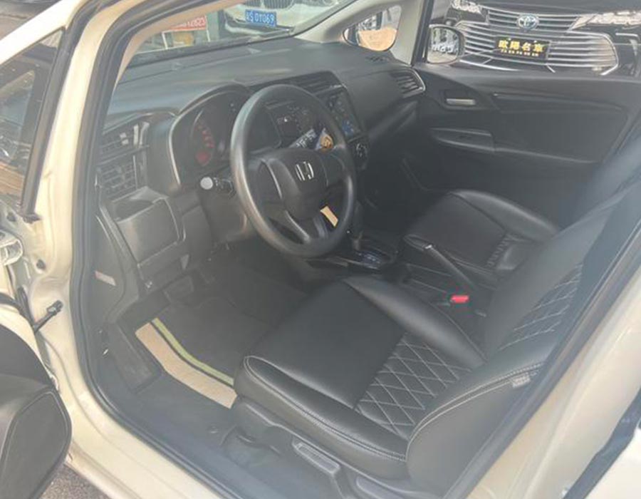 Honda Fit 2018 1,5 L CVT Comfort Edition blanche (47365 km)