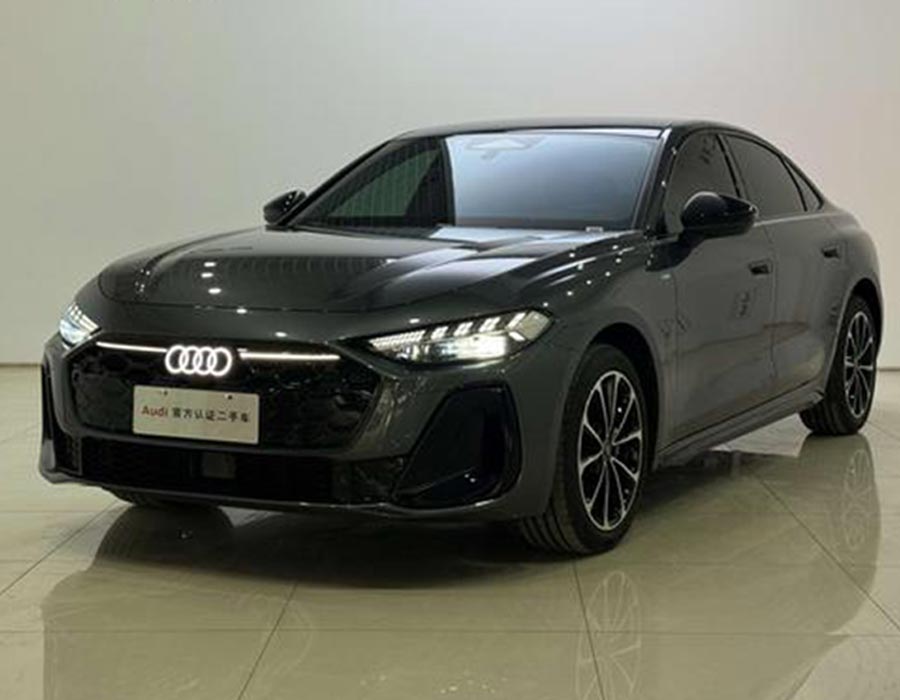 Audi A5L 2026 2.0T Sport Plus noire (6435 km)