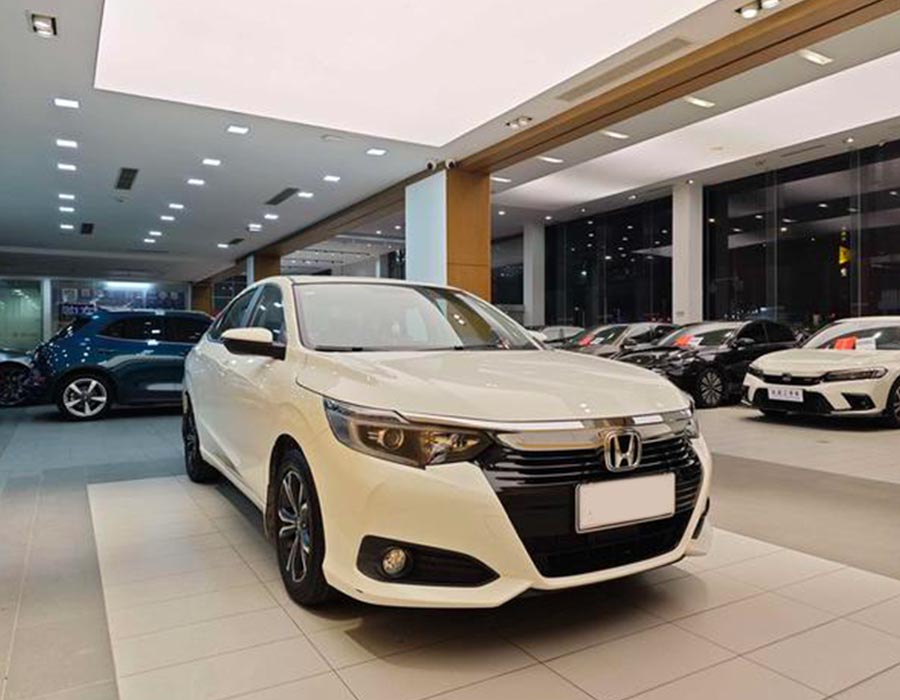 Accord 2022 180Turbo CVT Phantom Night Edition blanche (6121 km)