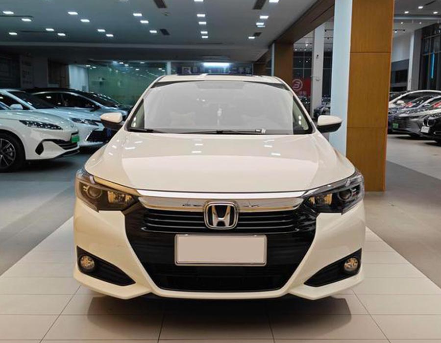 Accord 2022 180Turbo CVT Phantom Night Edition blanche (6121 km)