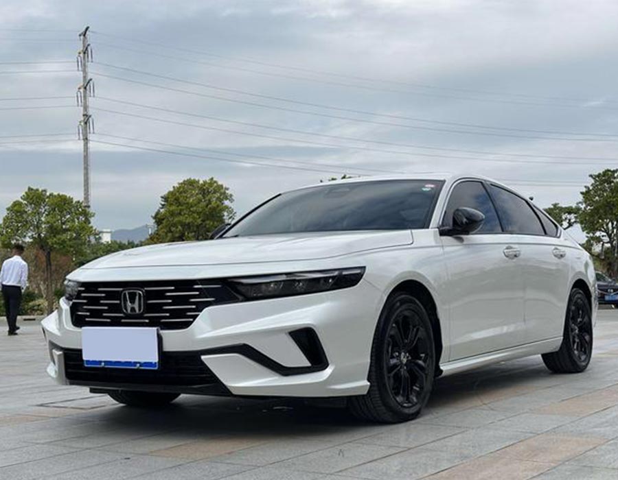 Accord 2025 Sport Series Sharp·T-Motion 260 TURBO Édition de luxe blanche (10211 km)
