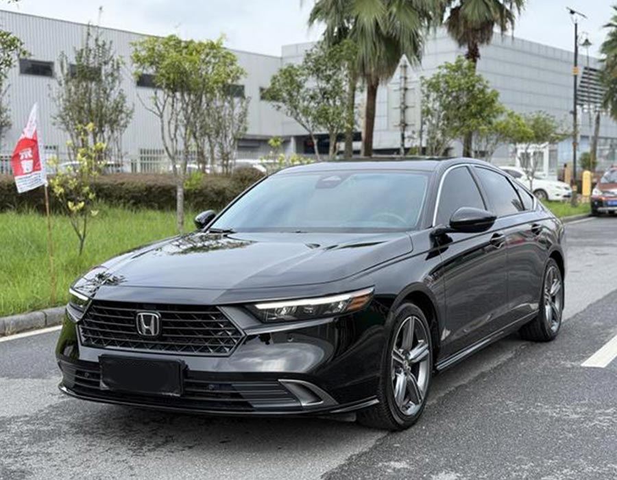 Accord 2025 Sharp·T-Motion 260 TURBO Édition Premium grise (18321 km)