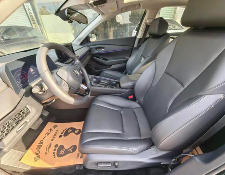 Accord 2025 Sport Series Sharp·T-Motion 260 TURBO Édition de luxe noire (3124 km)