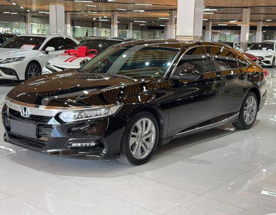 Accord 260 TURBO Édition Elite National V 2018, noir (72328 km)