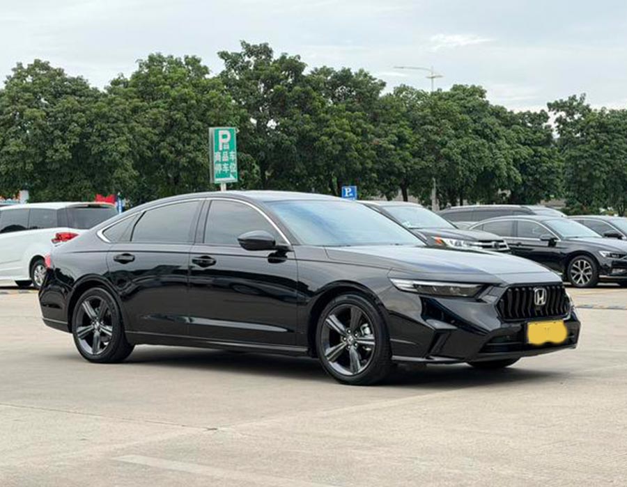 Insight 2025 260 TURBO Elegance Edition noire (11239 km)