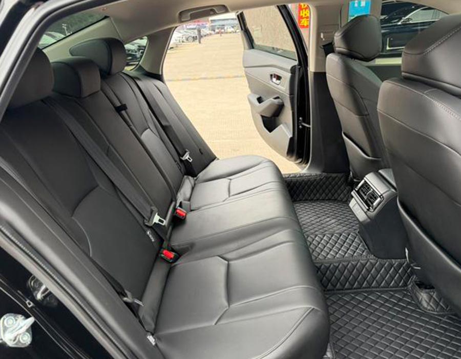 Insight 2025 260 TURBO Elegance Edition noire (11239 km)
