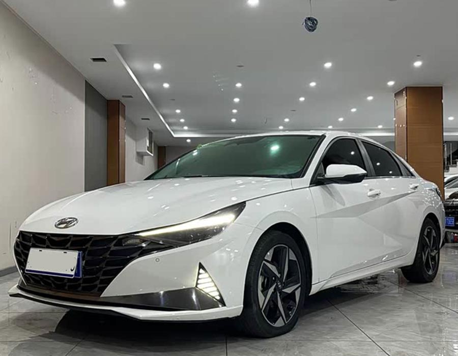 Hyundai Elantra 2022 1,5 L CVT LUX Édition Premium (21 000 km)