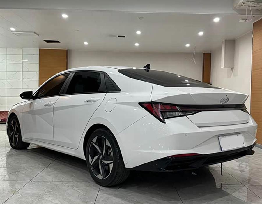 Hyundai Elantra 2022 1,5 L CVT LUX Édition Premium (21 000 km)