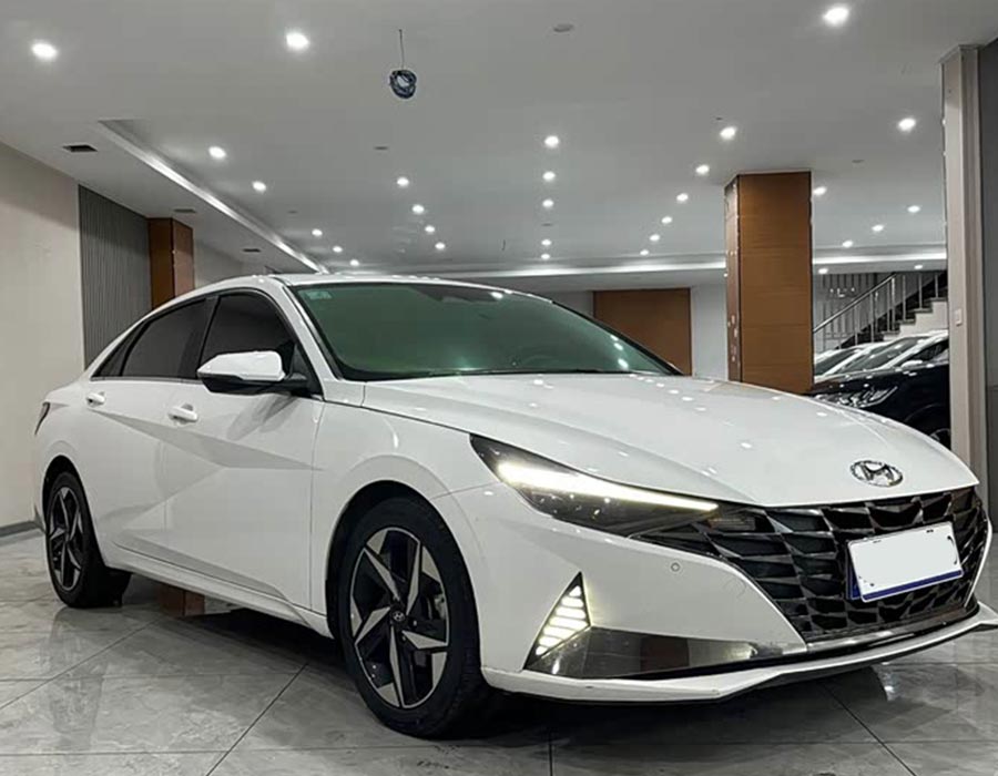Hyundai Elantra 2022 1,5 L CVT LUX Édition Premium (21 000 km)