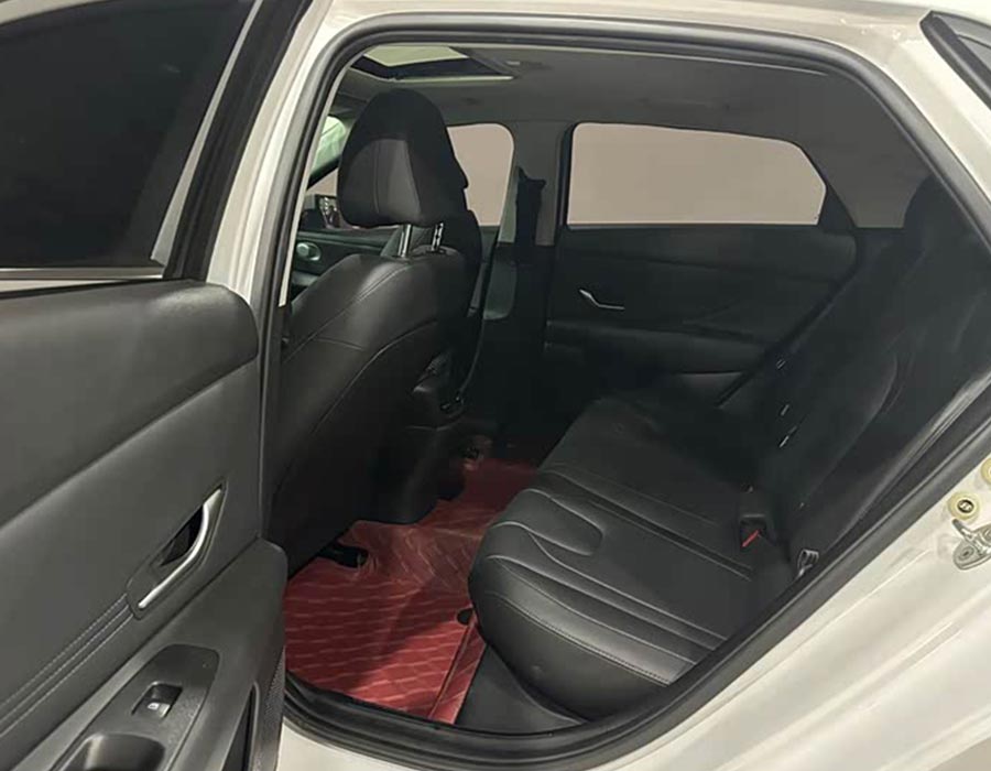 Hyundai Elantra 2022 1,5 L CVT LUX Édition Premium (21 000 km)
