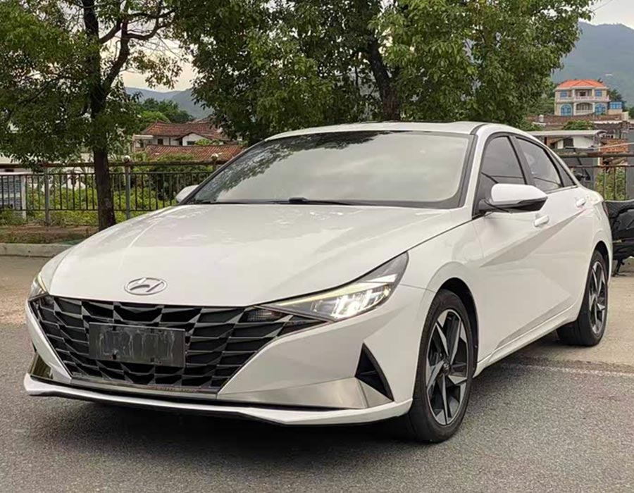 Hyundai Elantra 2021 1,5 L CVT LUX Édition Premium (49 000 km)