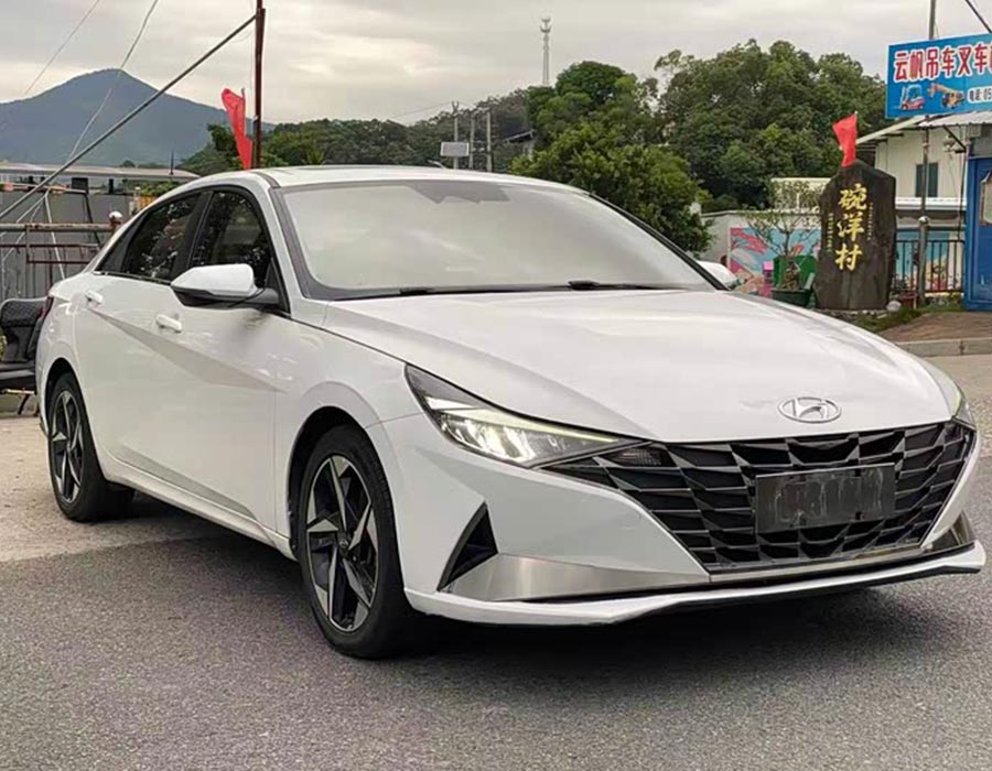 Hyundai Elantra 2021 1,5 L CVT LUX Édition Premium (49 000 km)