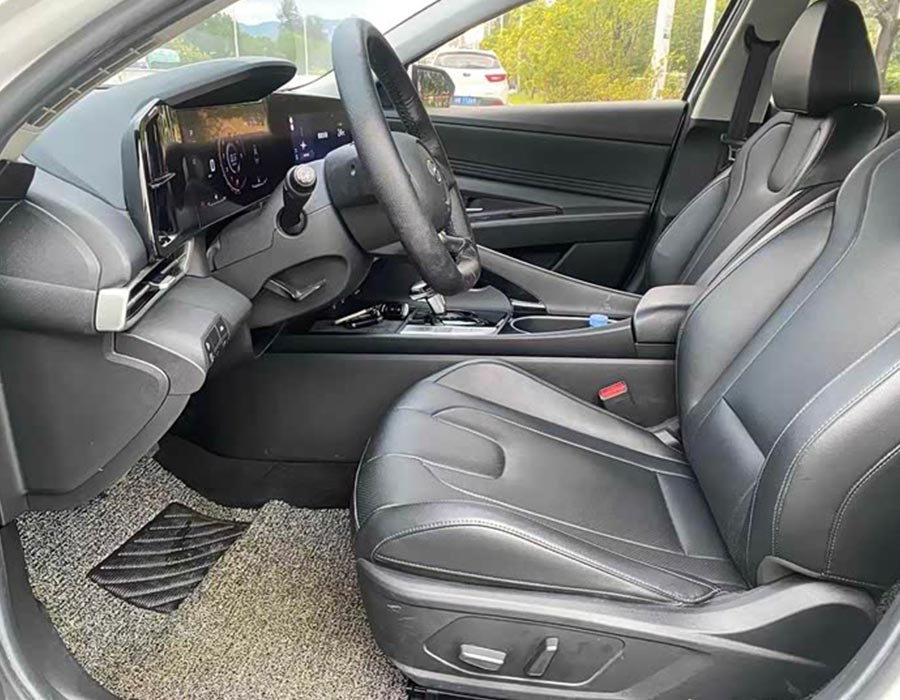 Hyundai Elantra 2021 1,5 L CVT LUX Édition Premium (49 000 km)