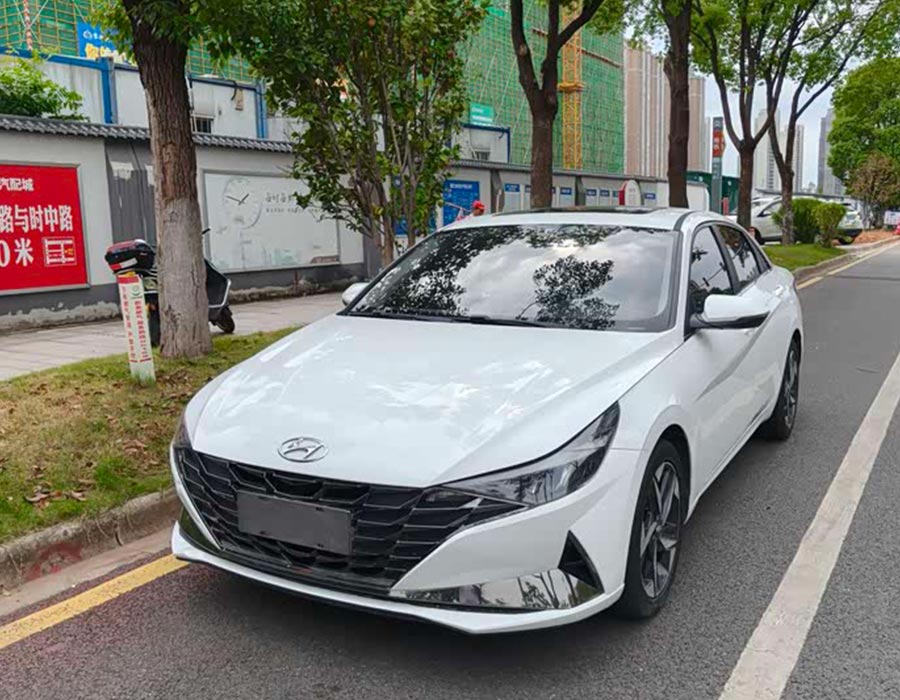 Hyundai Elantra 2022 1,5 L CVT GLS Leading Edition (30 000 km)