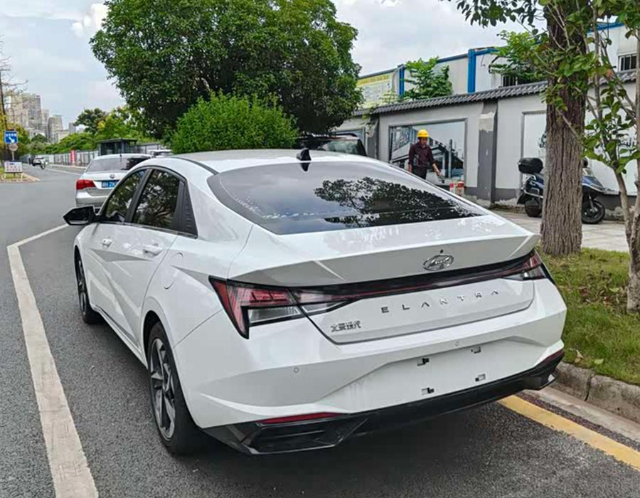 Hyundai Elantra 2022 1,5 L CVT GLS Leading Edition (30 000 km)