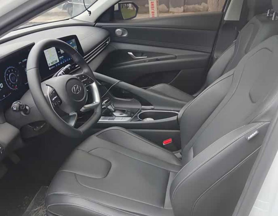 Hyundai Elantra 2022 1,5 L CVT GLS Leading Edition (30 000 km)