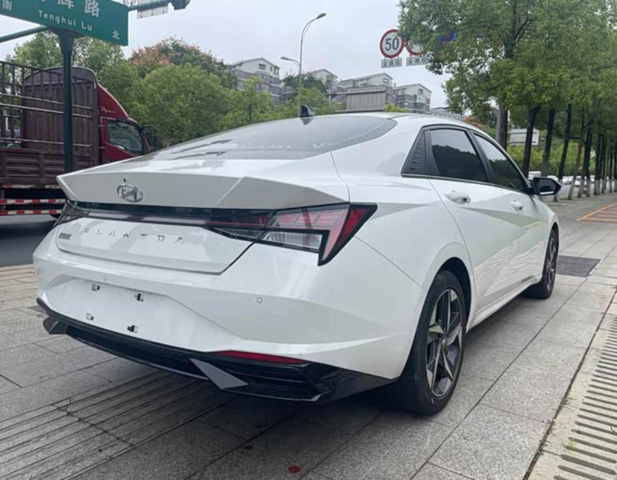 Hyundai Elantra 2021 1,5 L CVT GLS Leading Edition (400 000 km)