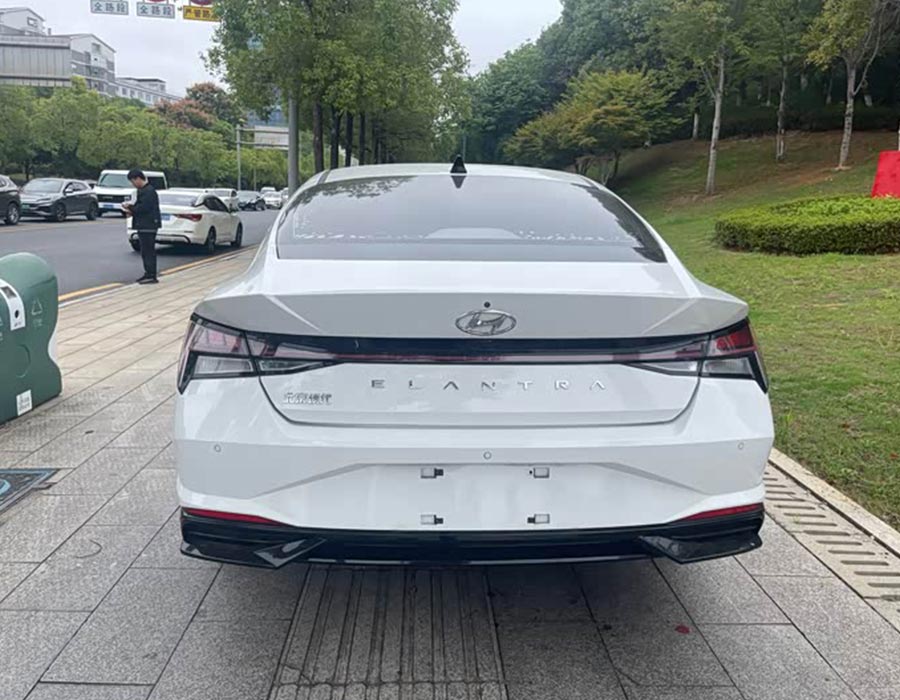 Hyundai Elantra 2021 1,5 L CVT GLS Leading Edition (400 000 km)