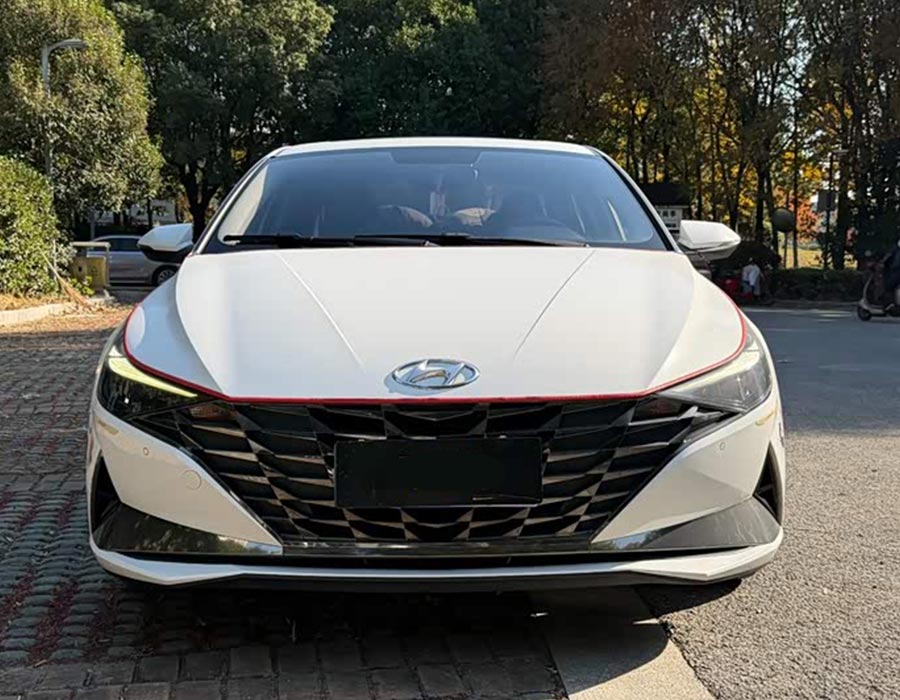Hyundai Elantra 2021 1,5 L CVT GLS Leading Edition (52 000 km)