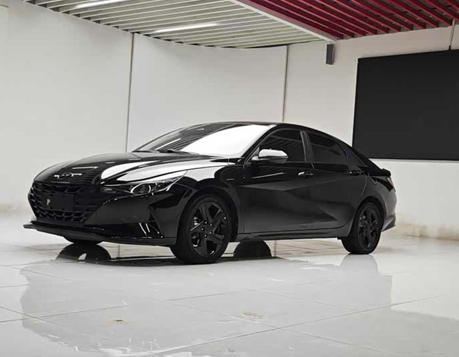 Hyundai Elantra 2022 1,5 L CVT LUX Black Knight Édition limitée (40000 km)