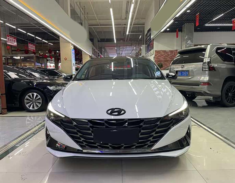 Hyundai Elantra 2022 1,5 L CVT LUX Édition Premium (30 000 km)