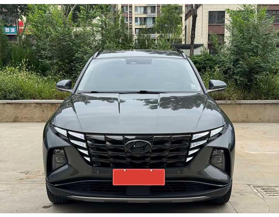 Hyundai Tucson 2022 Tucson L 2,0 L hybride · Édition phare (50 000 km)