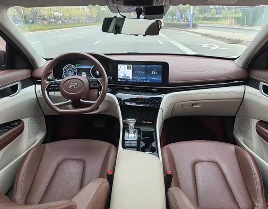 Hyundai Elantra 2021 1,8 L CVT GLX Édition Elite (42 000 km)