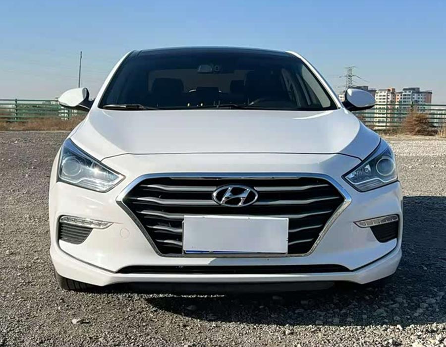 Hyundai Elantra 2019 1,8 L automatique DLX Édition Premium (National VI) (58 000 km)